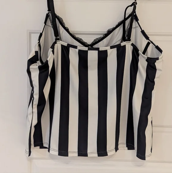 Top - Picture 7 of 7